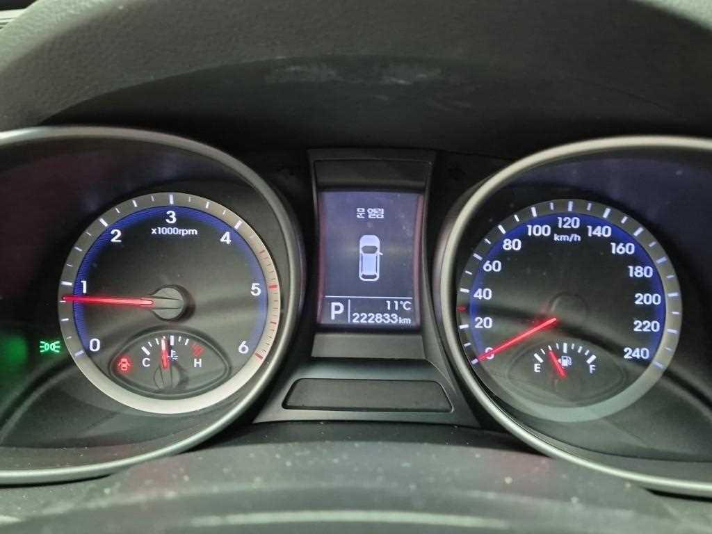 HYUNDAI Santa Fe - Vista 6