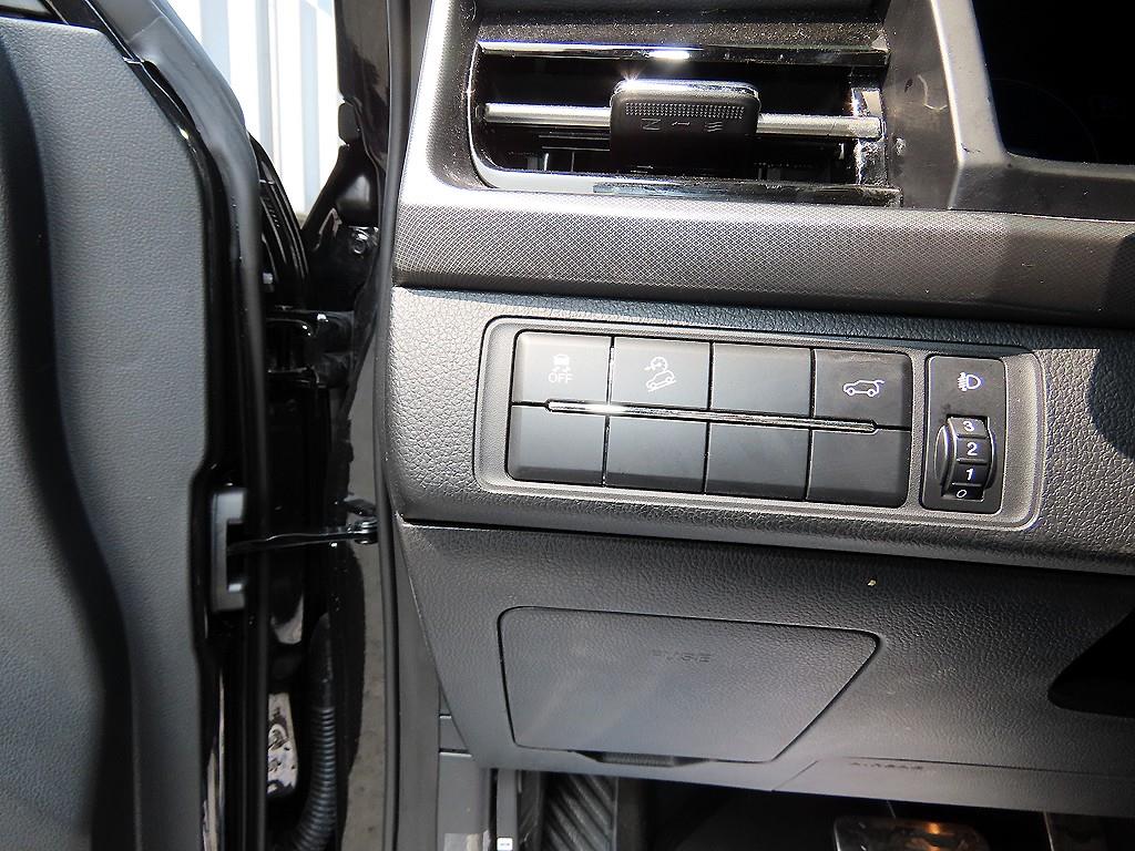 Ssangyong Rexton - Vista 11