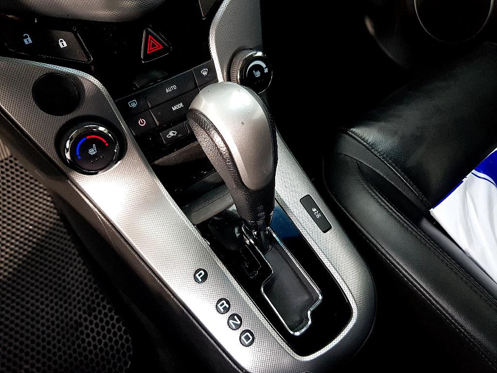 Chevrolet Cruise 2012 Plateado - Importación desde Corea - HF Imports Iquique - Foto 15