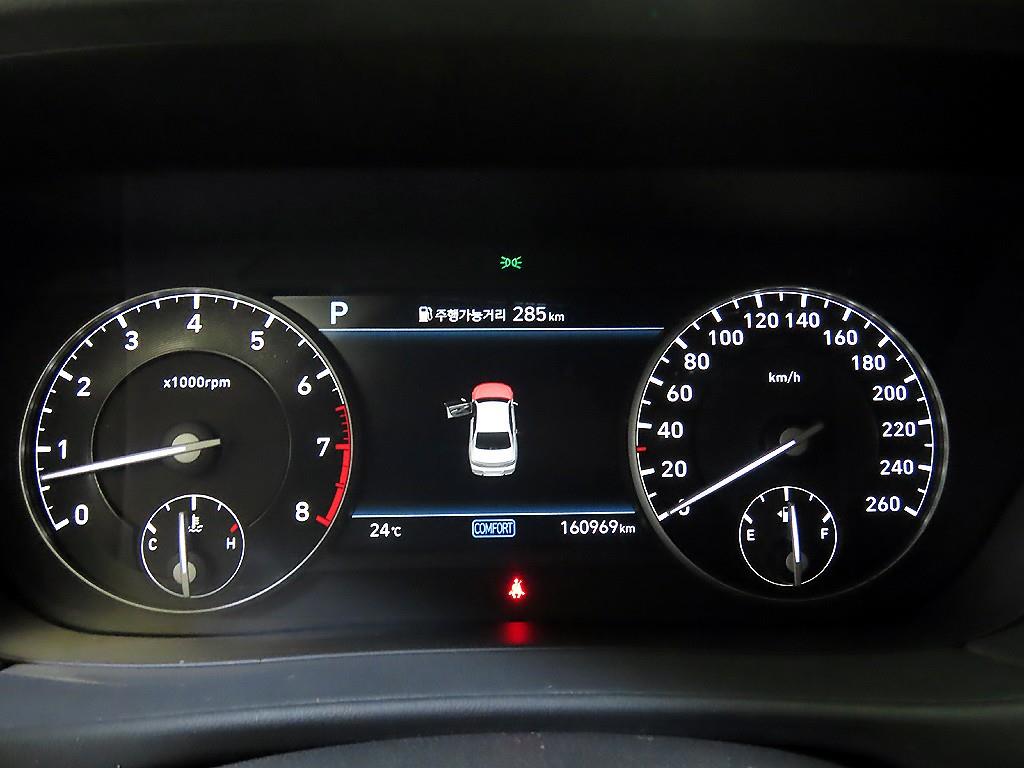 Genesis G90 - Vista 9