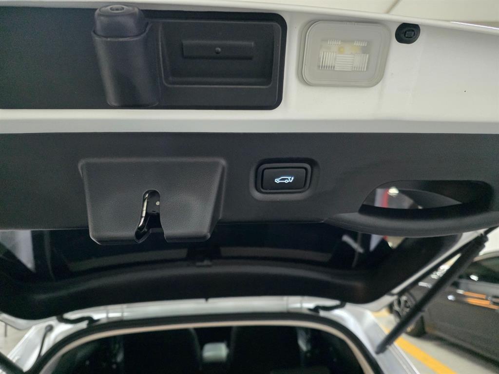 HYUNDAI Ioniq 5 2022 Blanco - Importación desde Corea - HF Imports Iquique - Foto 18