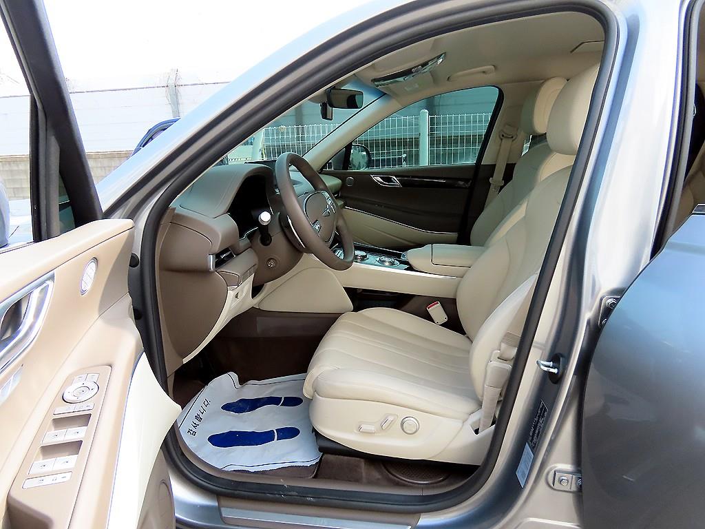 Genesis GV80 - Vista 5