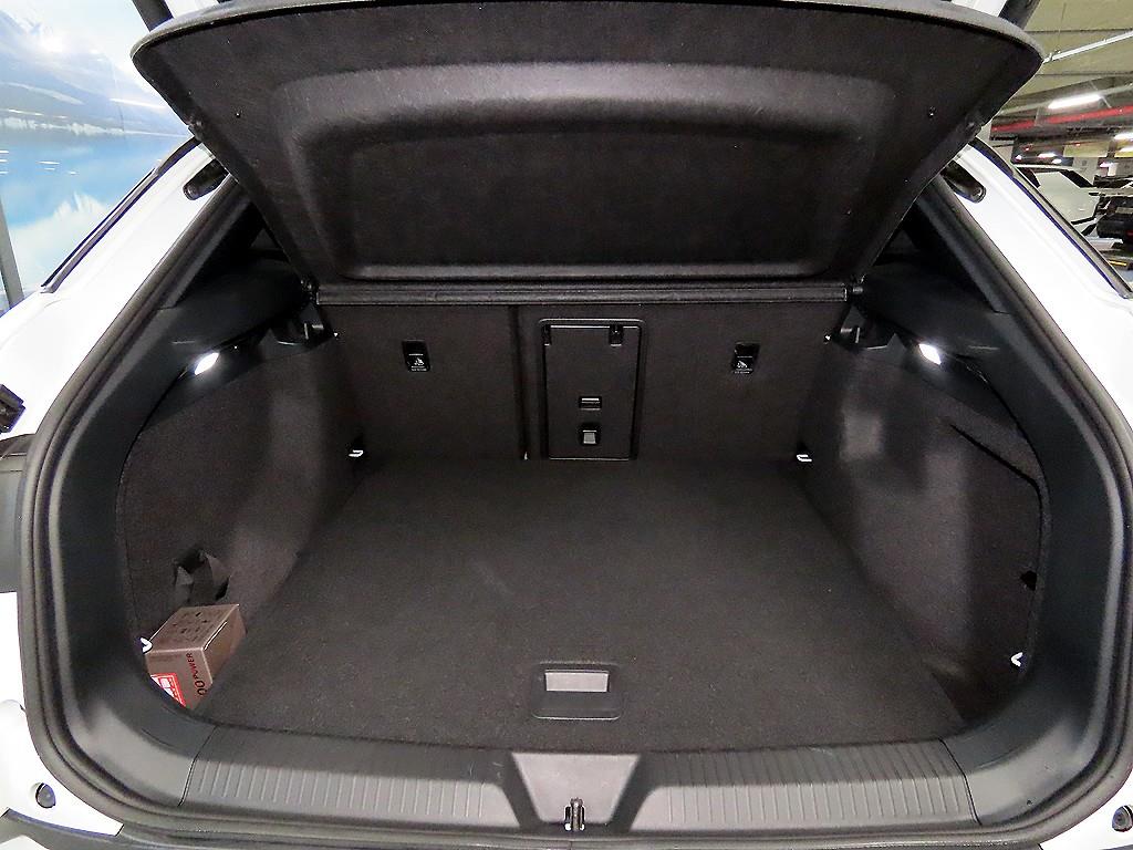 Volkswagen ID.4 2023 Blanco - Importación desde Corea - HF Imports Iquique - Foto 17