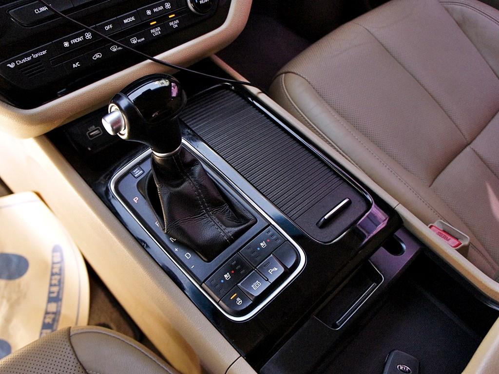 KIA Carnival 2015 Negro - Importación desde Corea - HF Imports Iquique - Foto 10