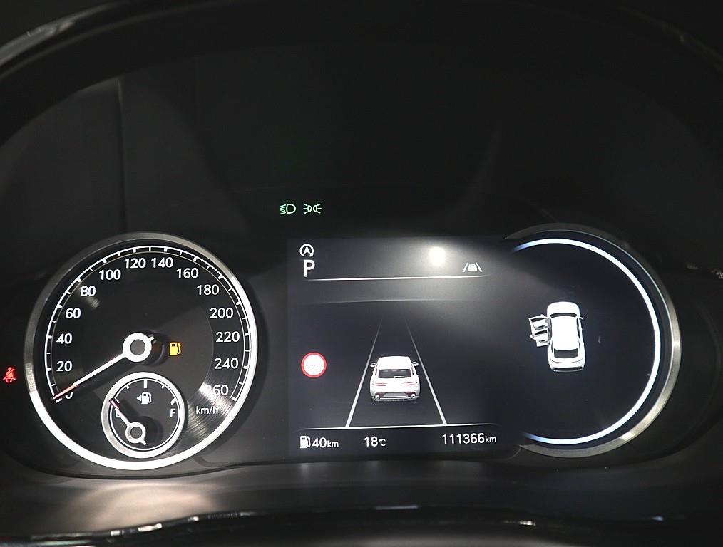 Genesis GV70 - Vista 7