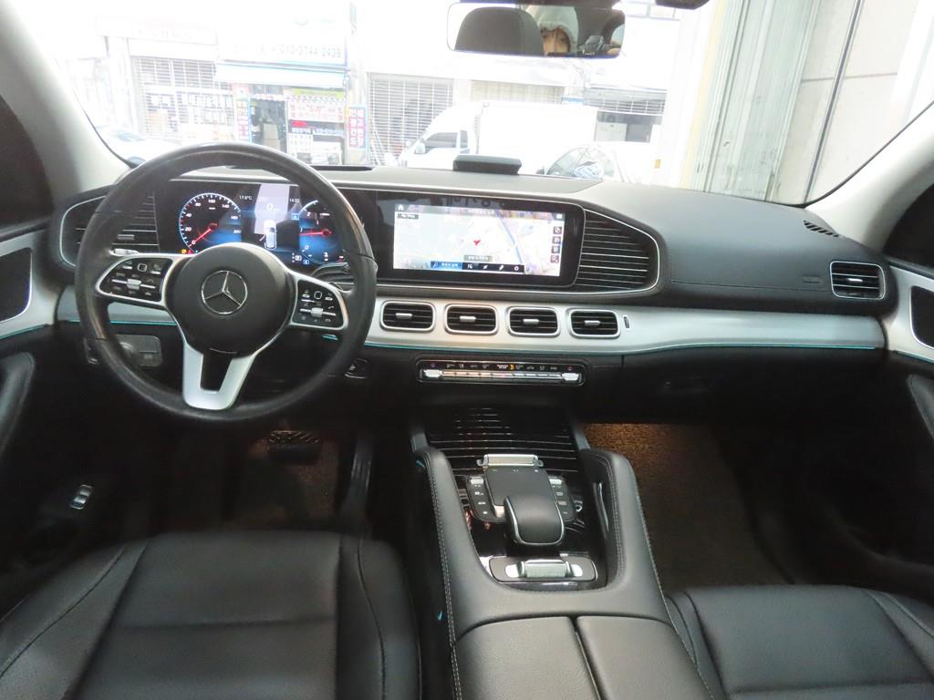 Mercedes Benz GLE Class - Vista 7