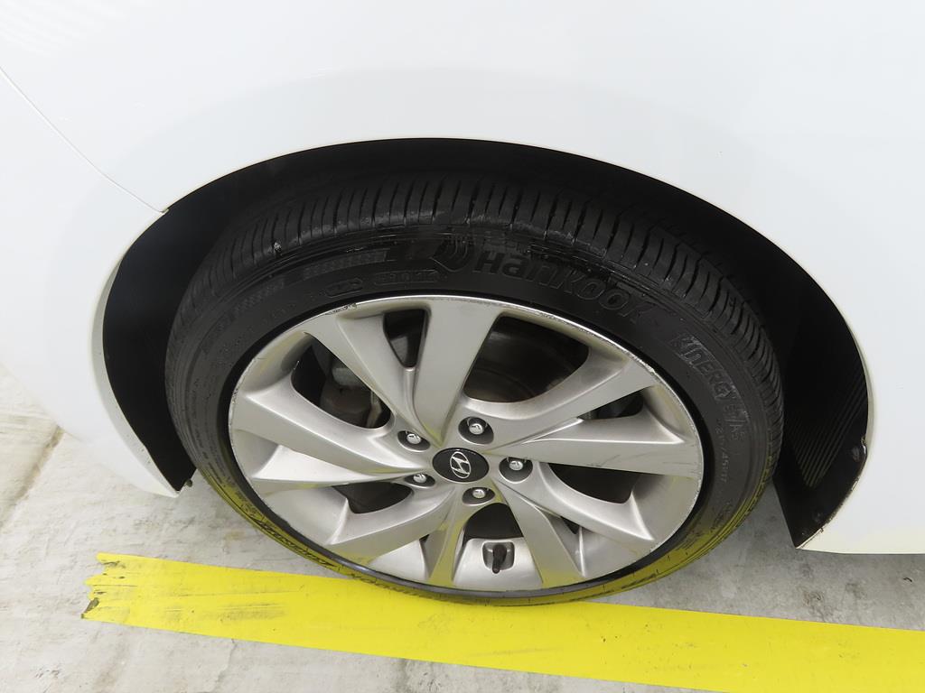 HYUNDAI Veloster 2017 Blanco - Importación desde Corea - HF Imports Iquique - Foto 20