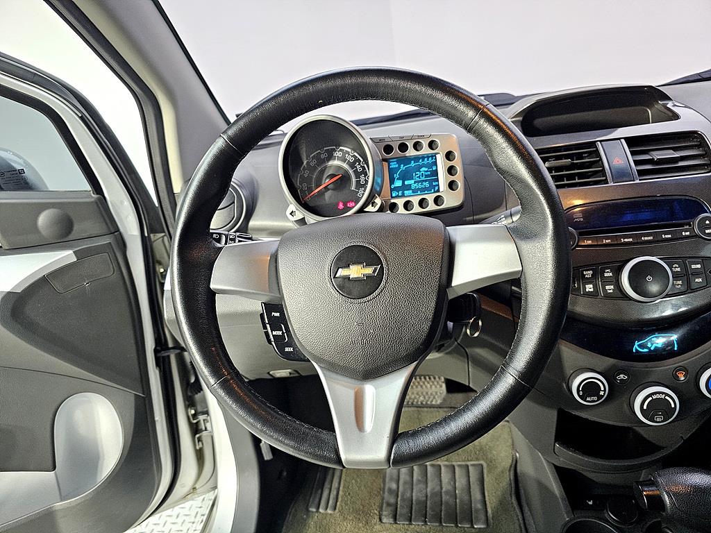 Chevrolet Spark - Vista 11