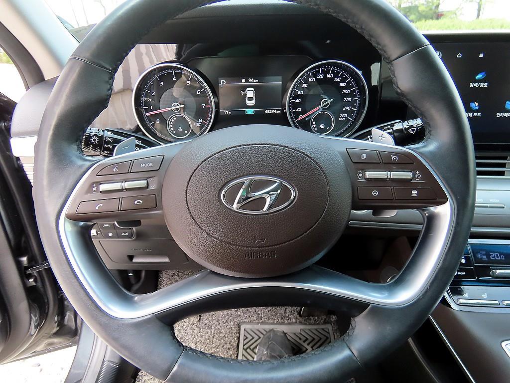 HYUNDAI Grandeur - Vista 8