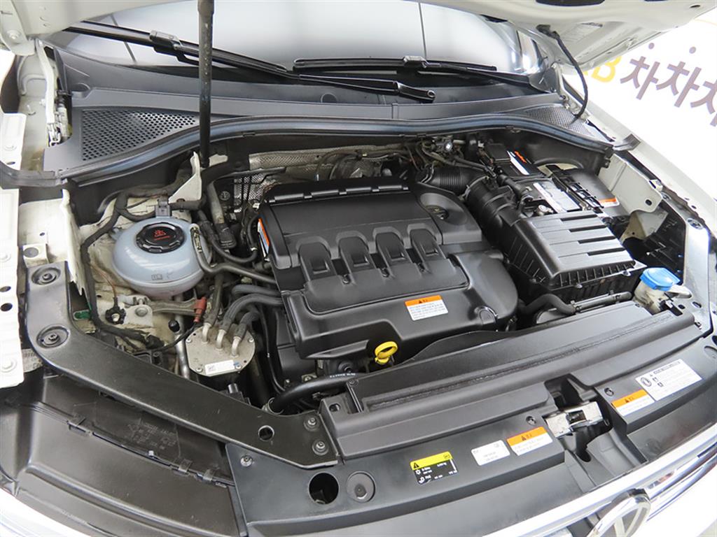 Volkswagen Tiguan 2020 Blanco - Importación desde Corea - HF Imports Iquique - Foto 19