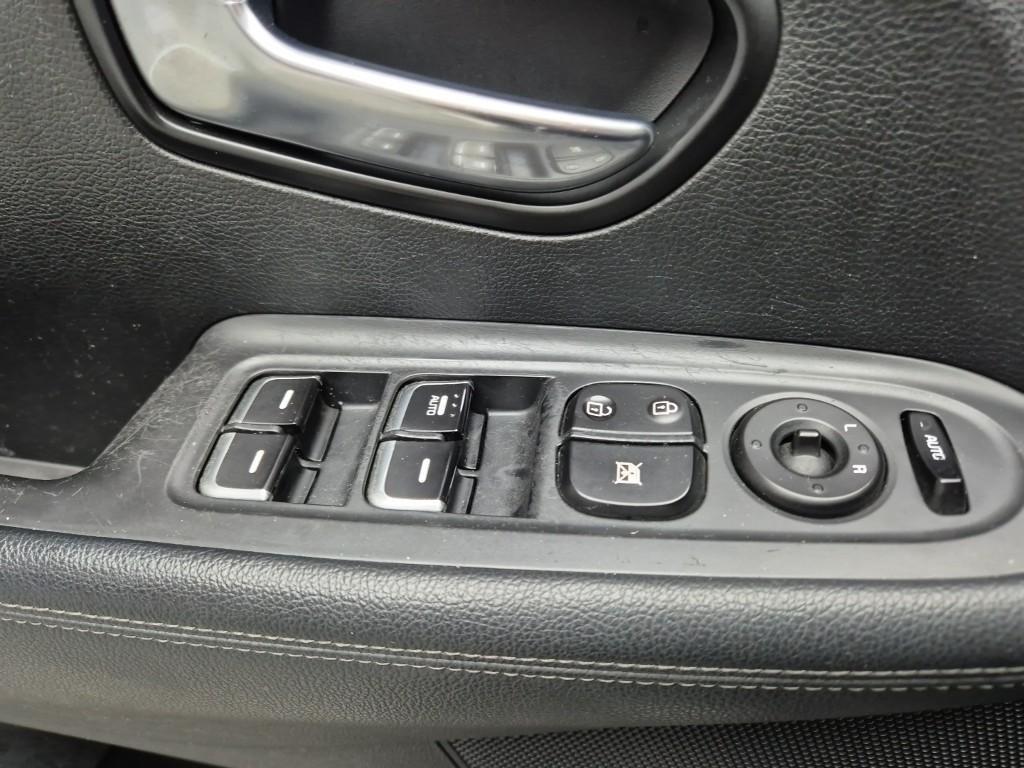 KIA Carens 2014 Blanco - Importación desde Corea - HF Imports Iquique - Foto 17