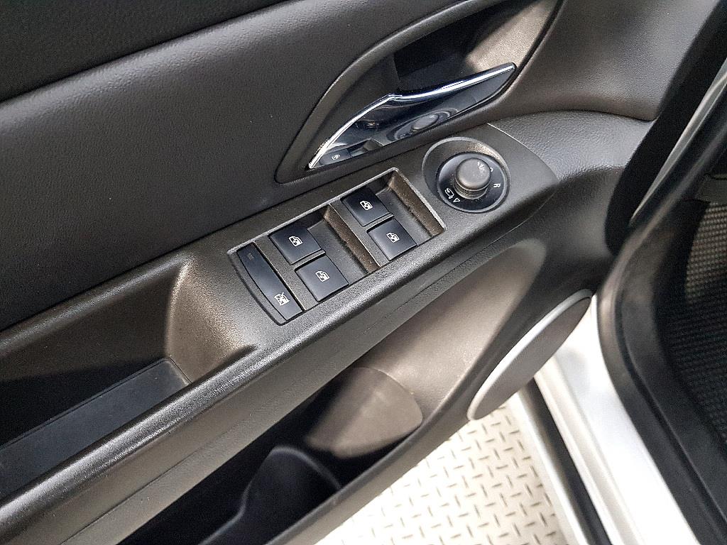 Chevrolet Cruise - Vista 12