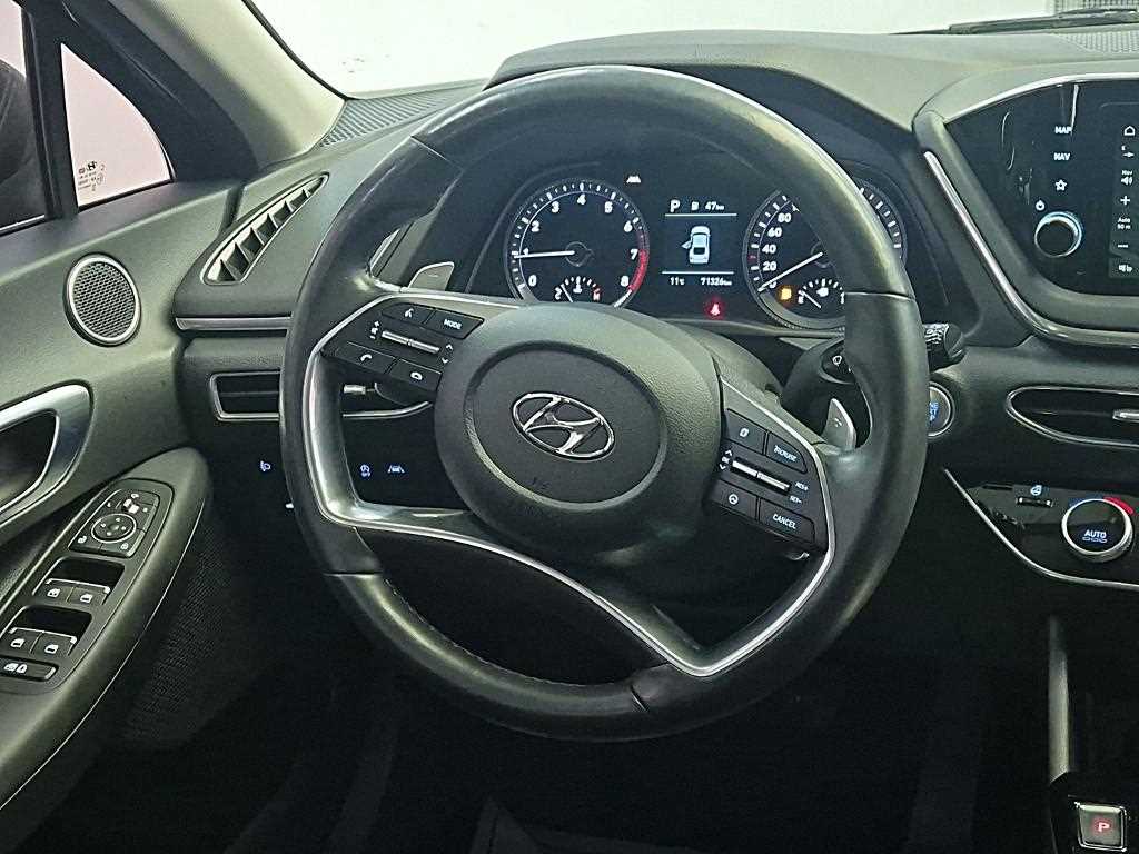 HYUNDAI Sonata - Vista 9