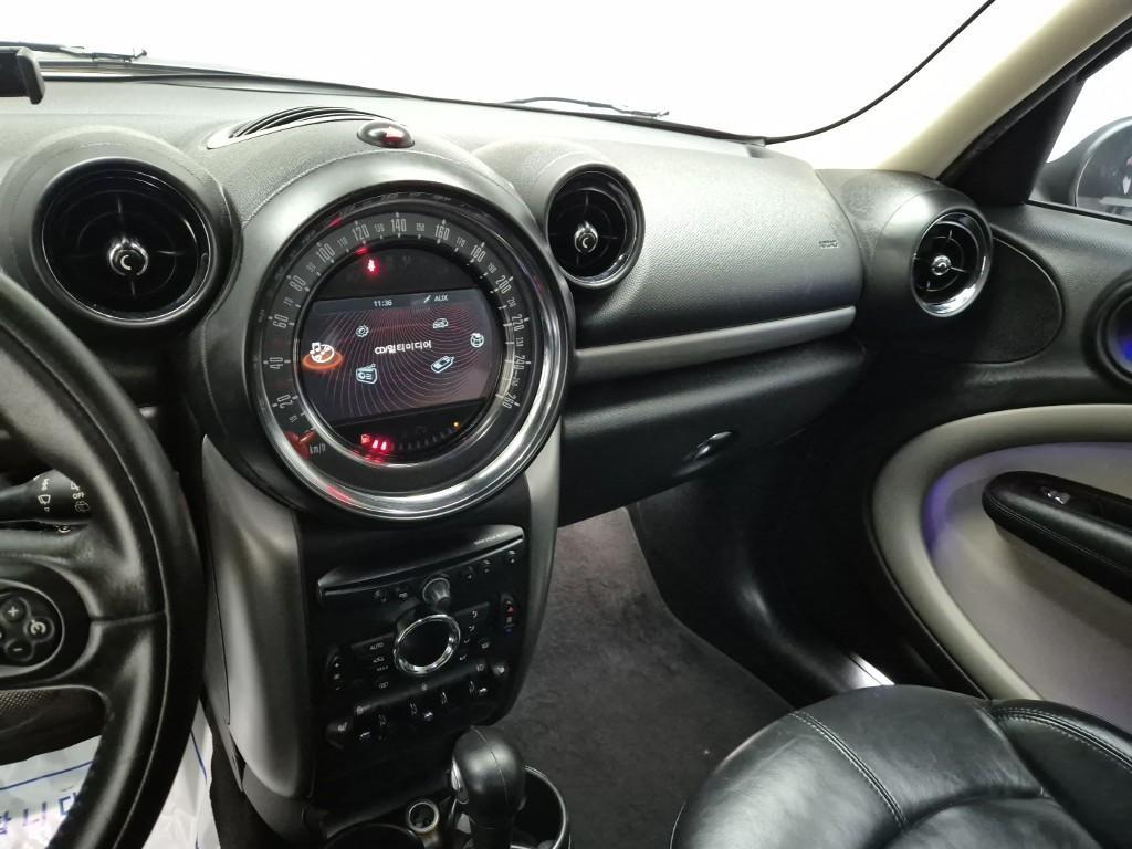 Mini Countryman - Vista 10