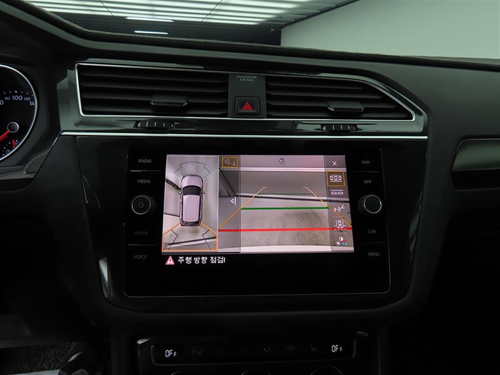 Volkswagen Tiguan 2020 Blanco - Importación desde Corea - HF Imports Iquique - Foto 13