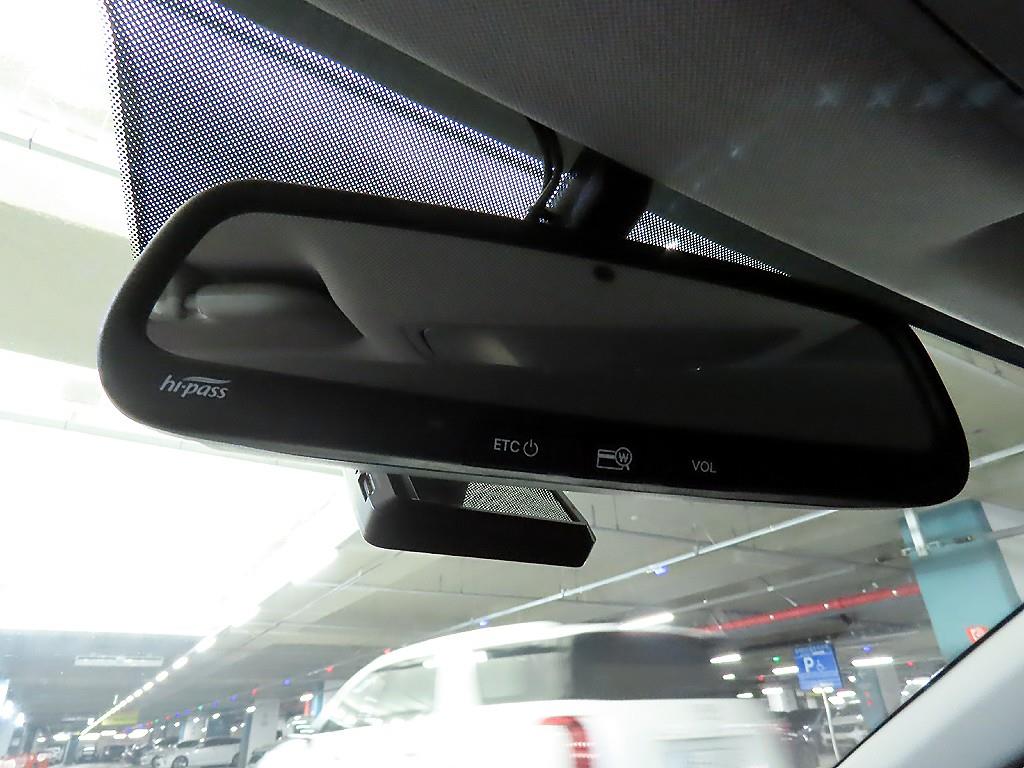 HYUNDAI Avante 2018 Blanco - Importación desde Corea - HF Imports Iquique - Foto 15