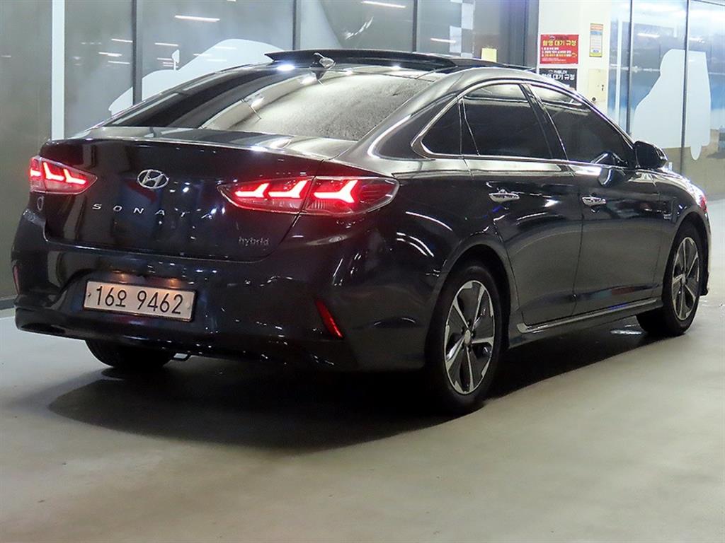 HYUNDAI Sonata - Vista 4