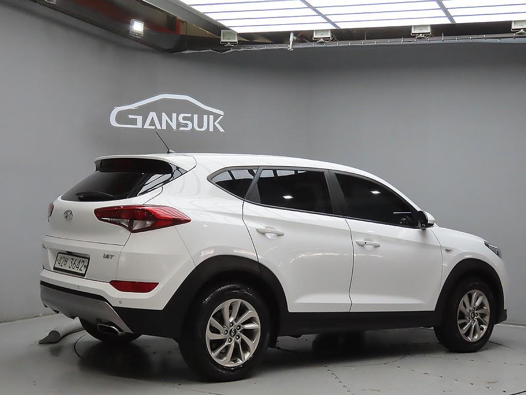 HYUNDAI Tucson - Vista 7