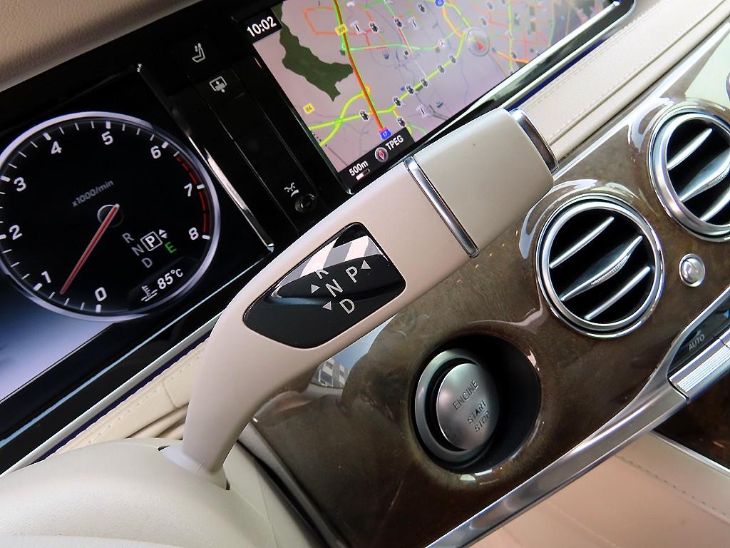 Mercedes Benz S Class - Vista 10