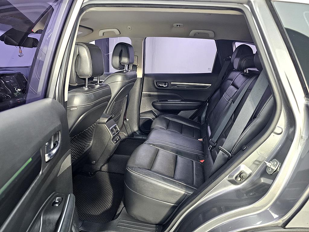 SAMSUNG QM6 - Vista 9