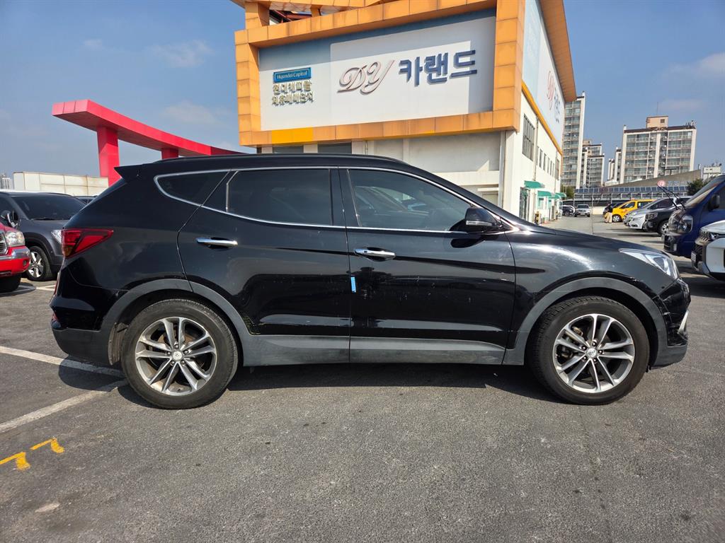 HYUNDAI Santa Fe - Vista 5