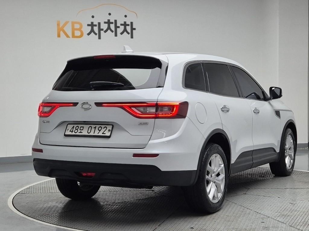 SAMSUNG QM6 - Vista 4