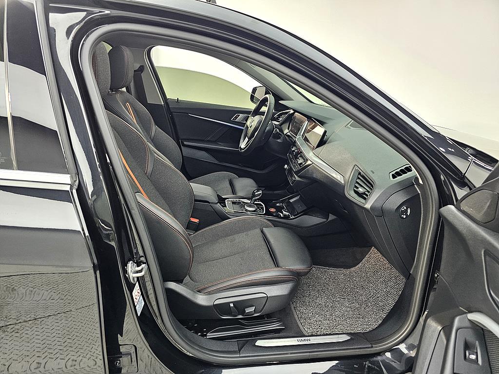 BMW 1 series - Vista 11