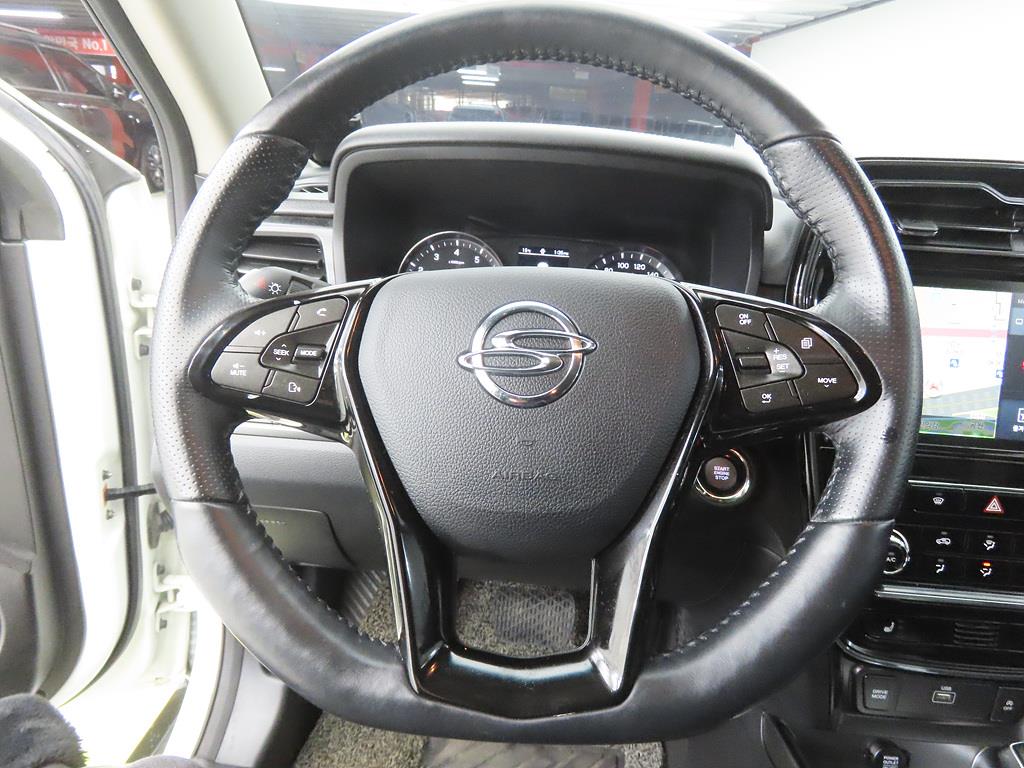 Ssangyong Tivoli - Vista 8