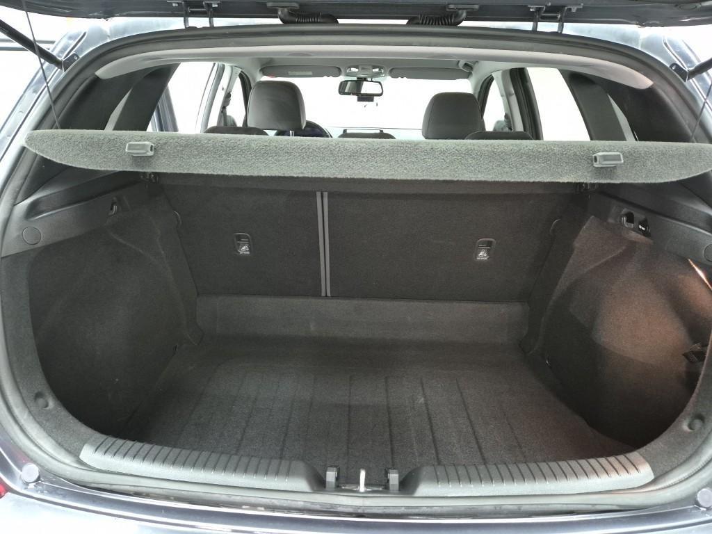 HYUNDAI i30 2018 Gris - Importación desde Corea - HF Imports Iquique - Foto 18