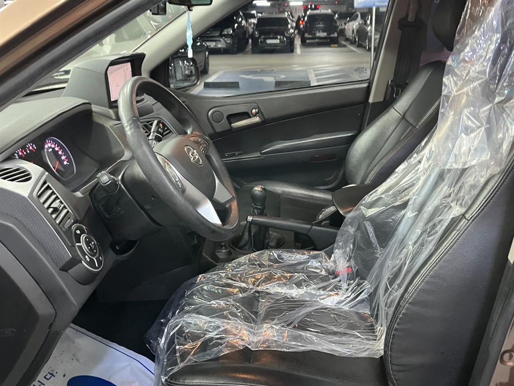 Ssangyong Korando - Vista 12