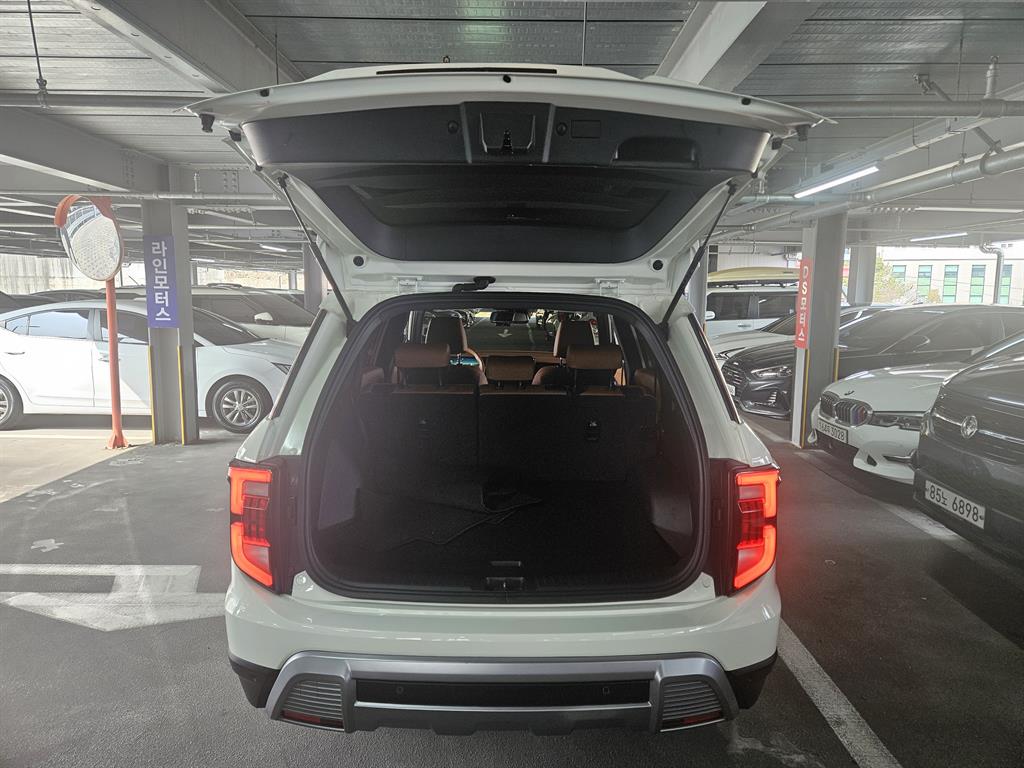 Ssangyong Torres - Vista 5