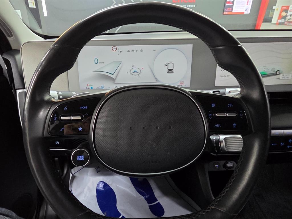 HYUNDAI Ioniq 5 - Vista 7