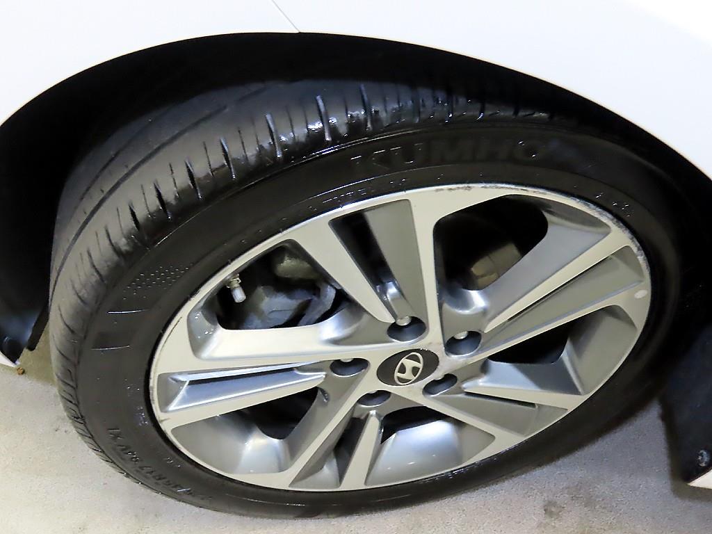 HYUNDAI Avante 2018 Blanco - Importación desde Corea - HF Imports Iquique - Foto 19