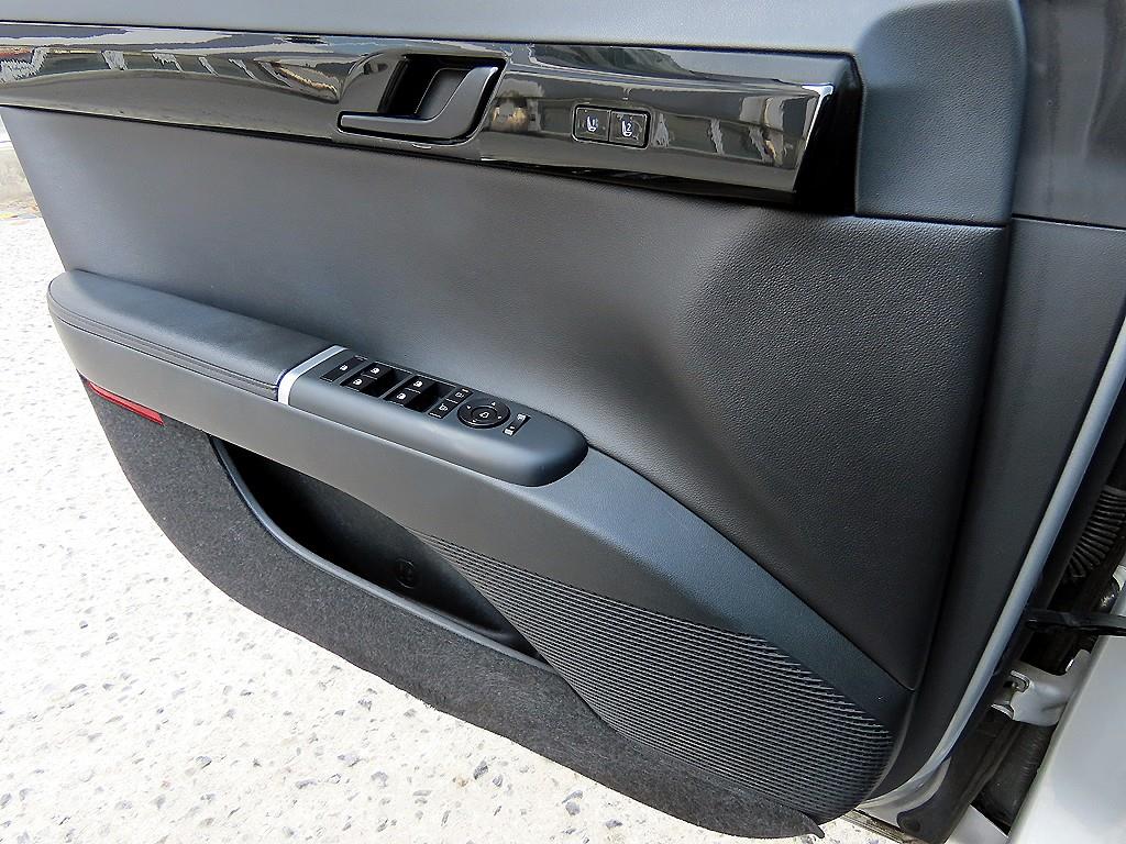 HYUNDAI Grandeur - Vista 12