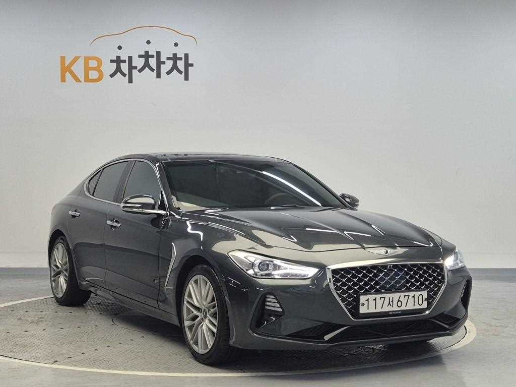 Genesis G70 - Vista 4