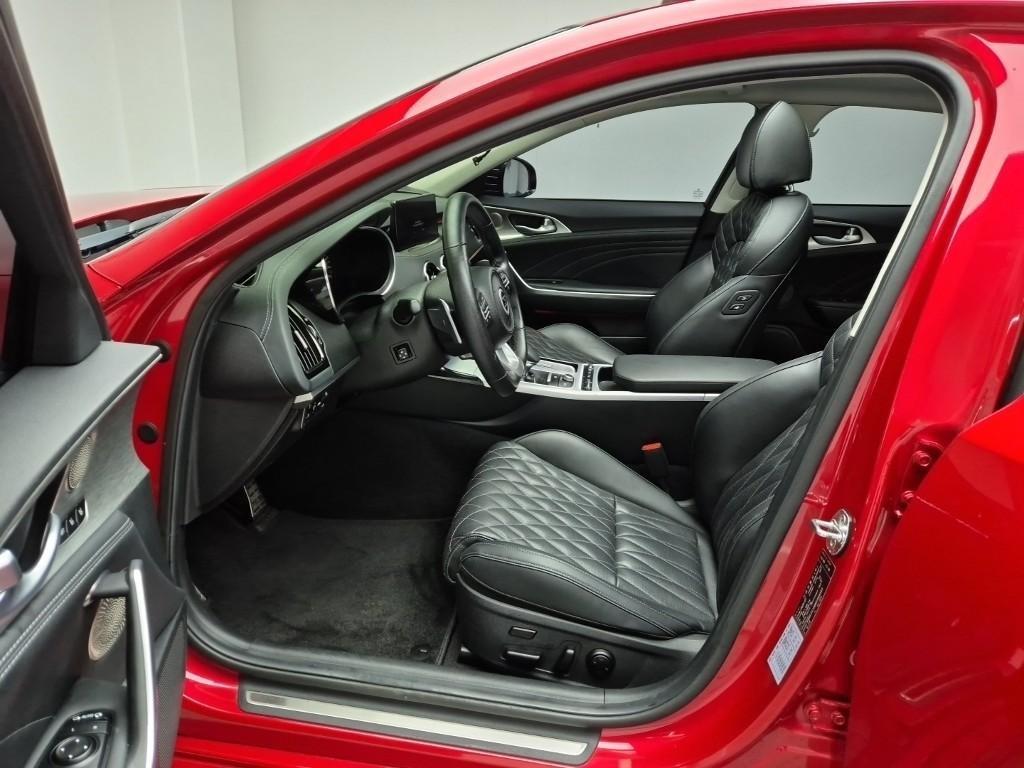 KIA Stinger - Vista 11