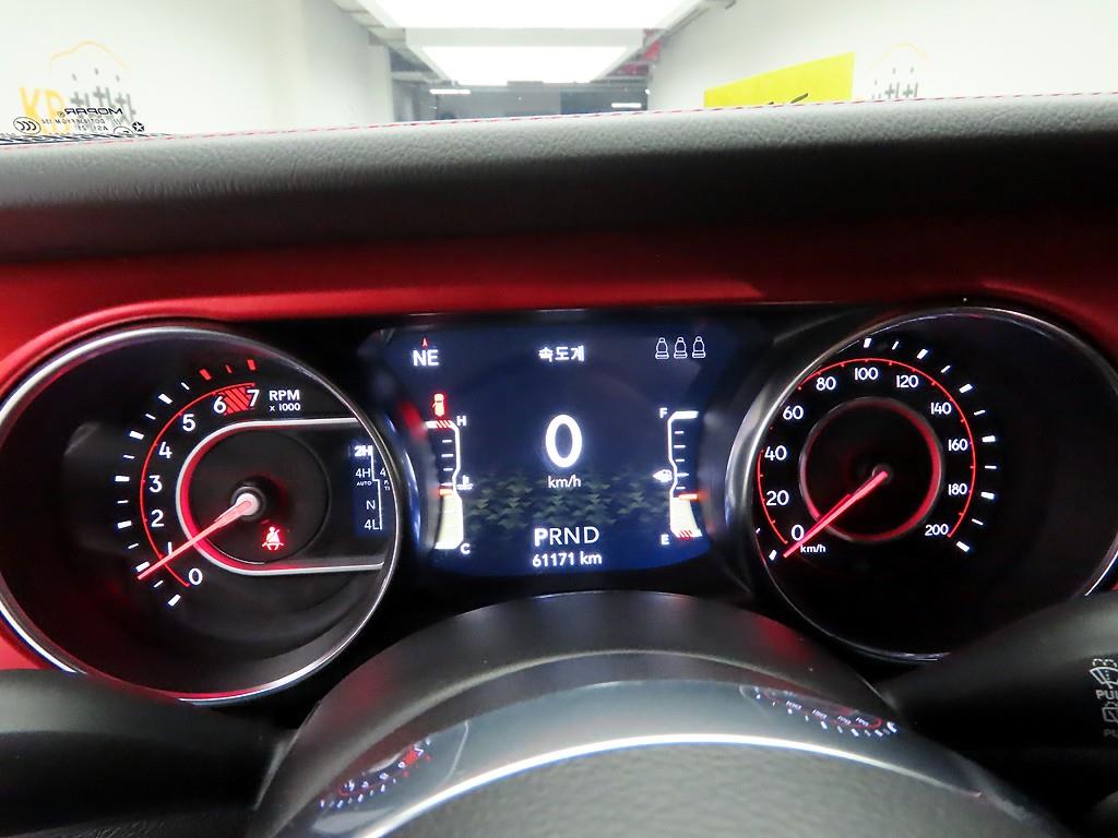 Jeep Wrangler - Vista 5