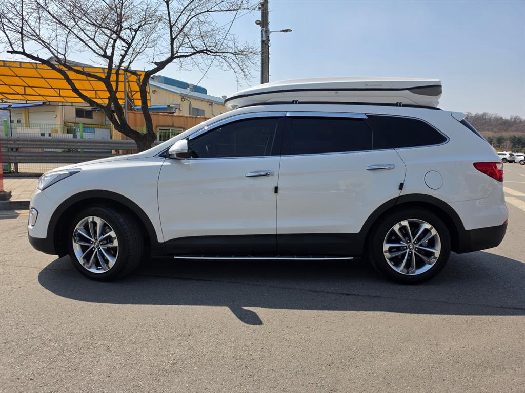 HYUNDAI Maxcruz - Vista 3