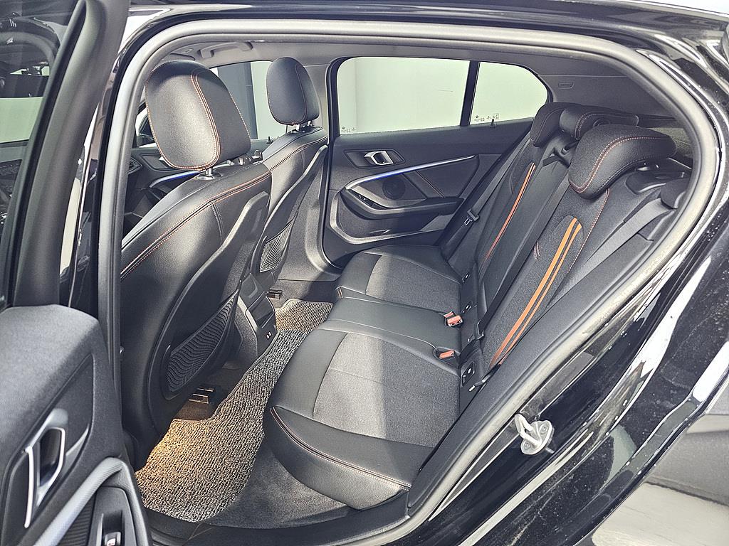 BMW 1 series - Vista 9