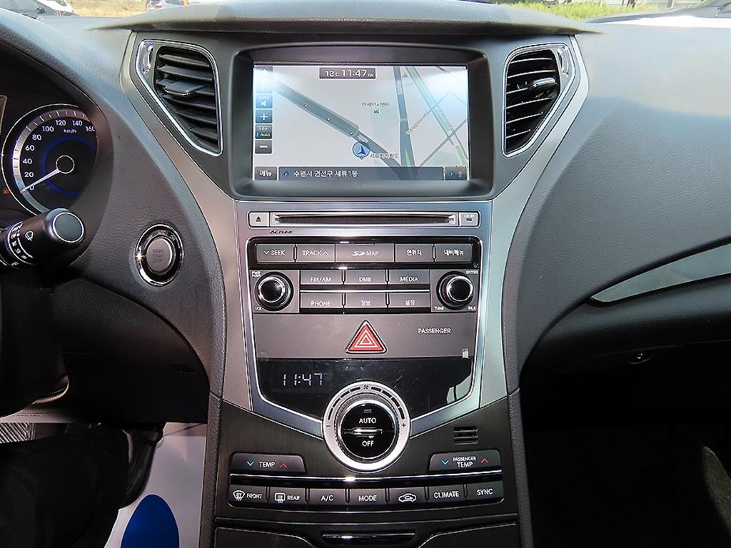 HYUNDAI Grandeur 2016 Negro - Importación desde Corea - HF Imports Iquique - Foto 13