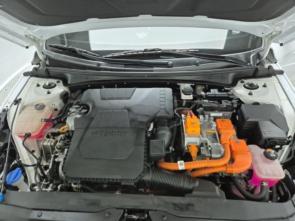 HYUNDAI Avante - Vista 5