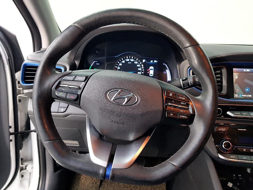 HYUNDAI Ioniq - Vista 11