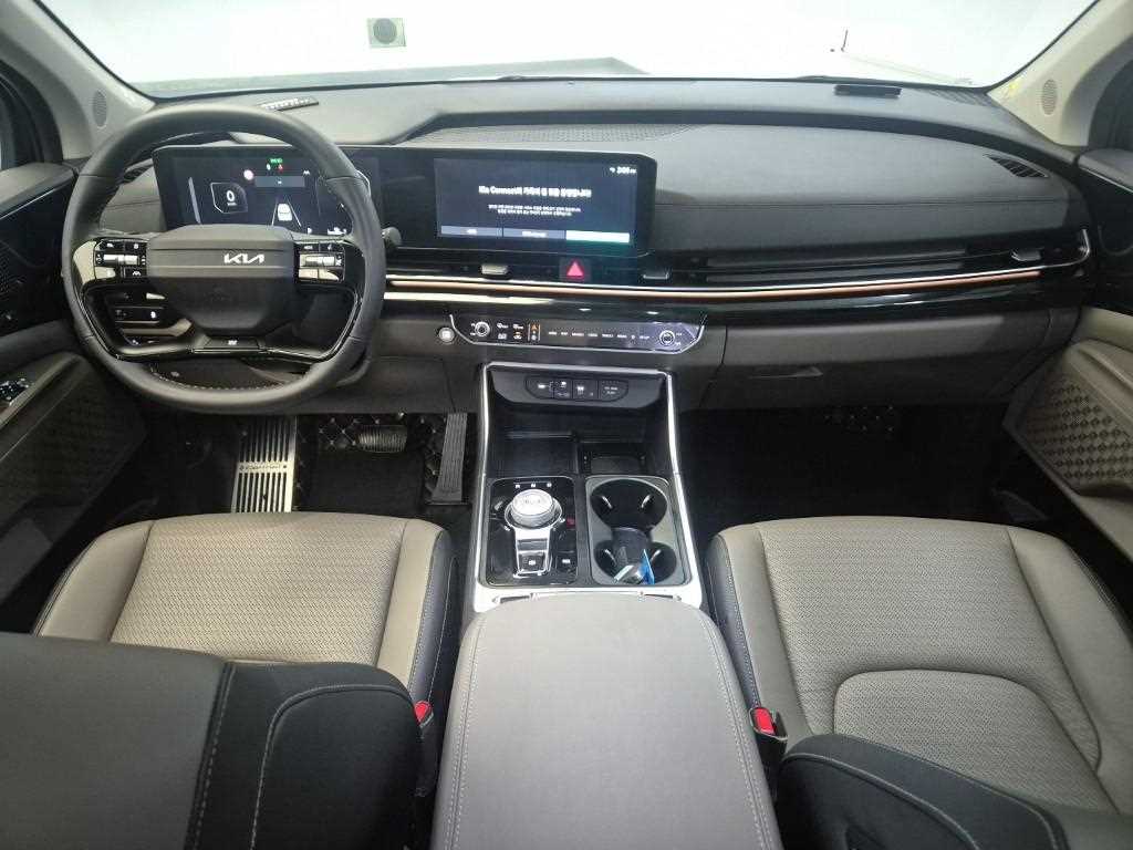 KIA Carnival - Vista 7