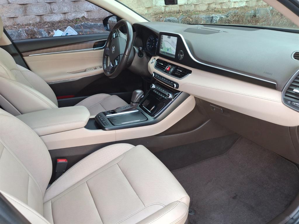 HYUNDAI Grandeur - Vista 8