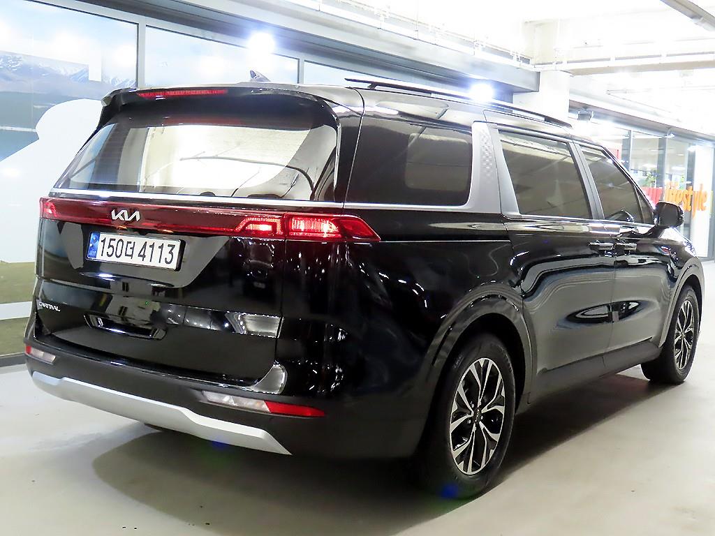 KIA Carnival - Vista 4