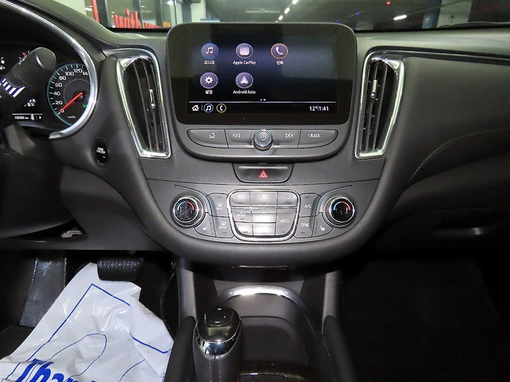 Chevrolet Malibu - Vista 11