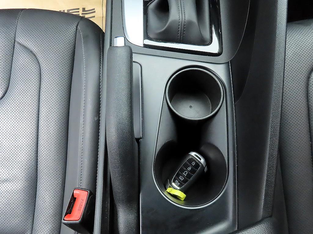 HYUNDAI Avante 2021 Blanco - Importación desde Corea - HF Imports Iquique - Foto 14