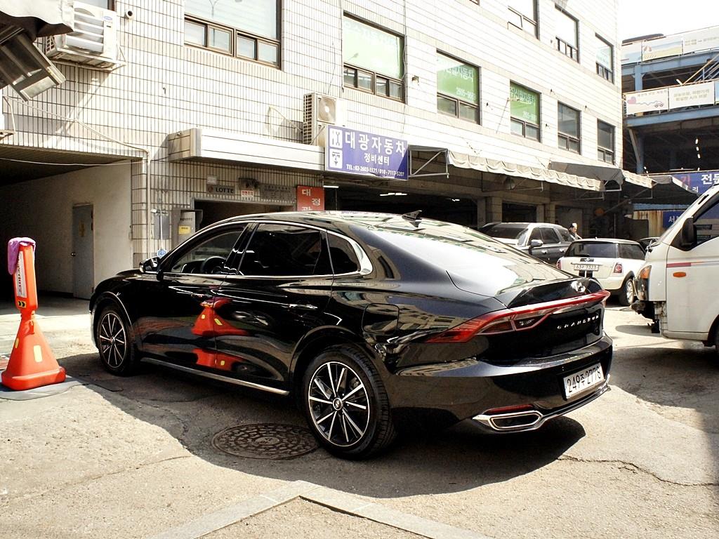 HYUNDAI Grandeur - Vista 7