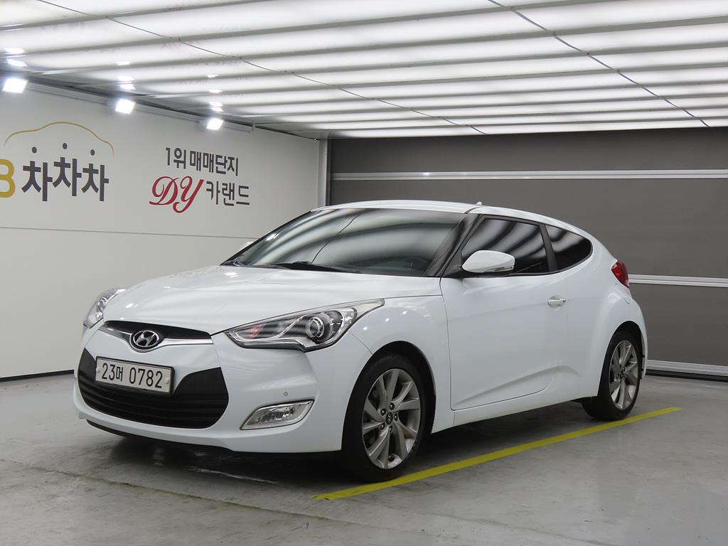 HYUNDAI Veloster 2017 Blanco - Importación desde Corea - HF Imports Iquique - Foto 1