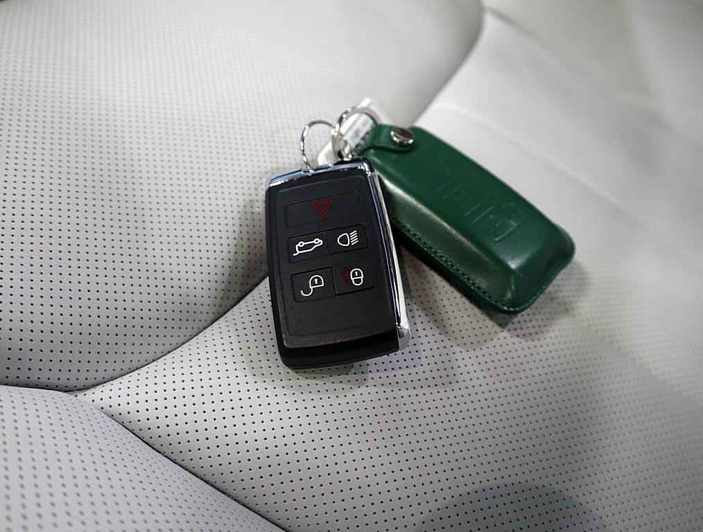 Land Rover Range Rover Sports 2023 Gris - Importación desde Corea - HF Imports Iquique - Foto 14